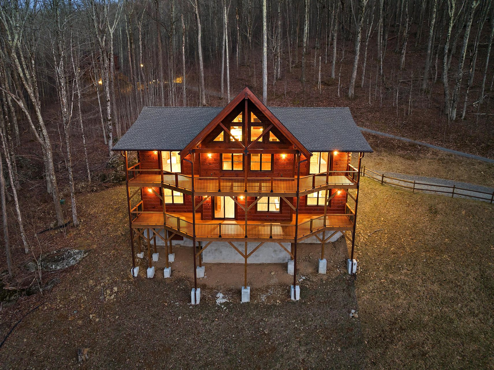 155 Kissing Deer, Banner Elk, NC 28604, MLS #248278 - Allen Tate